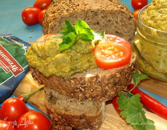 Паштет готов. Можно подавать к столу.