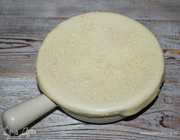 При температуре 170°C на 30 минут. Тесто и тыква запеклись за 30 минут.