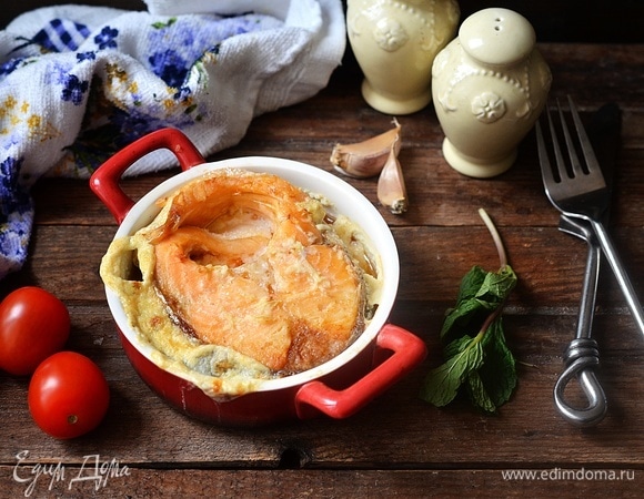 Рыбка очень нежная и румяная. Приятного аппетита!