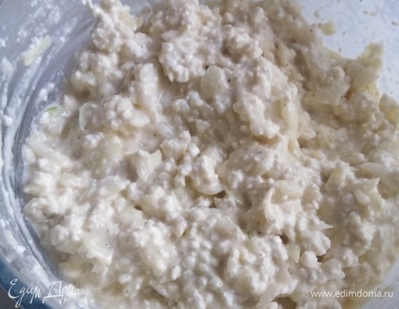 Тесто перемешать. Накрыть. Дать отдохнуть 30 минут.