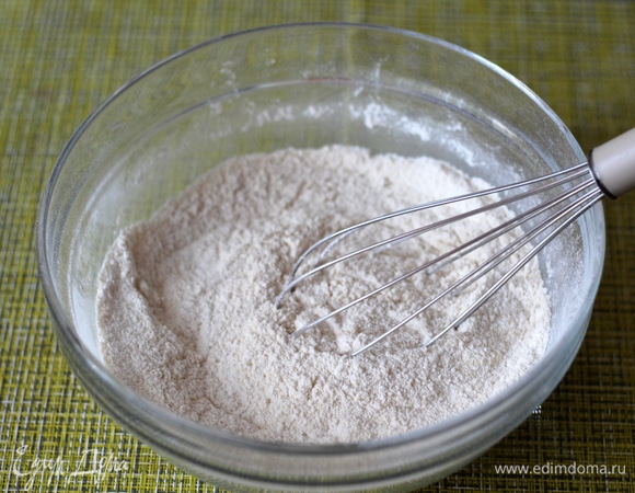 Все хорошо перемешать венчиком.