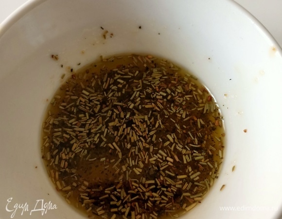 Добавляем оливковое масло.