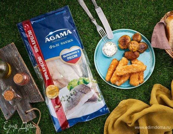 Рыбные палочки и домашний чесночный соус очень удобно брать с собой на пикник. Они отлично утолят голод после насыщенной прогулки на природе.