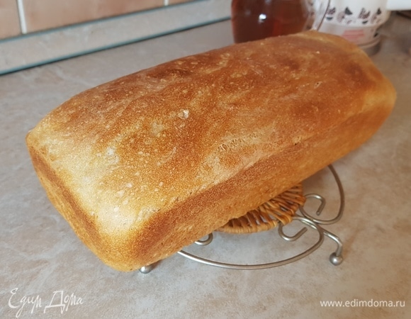 Дать хлебу полностью остыть на решетке.