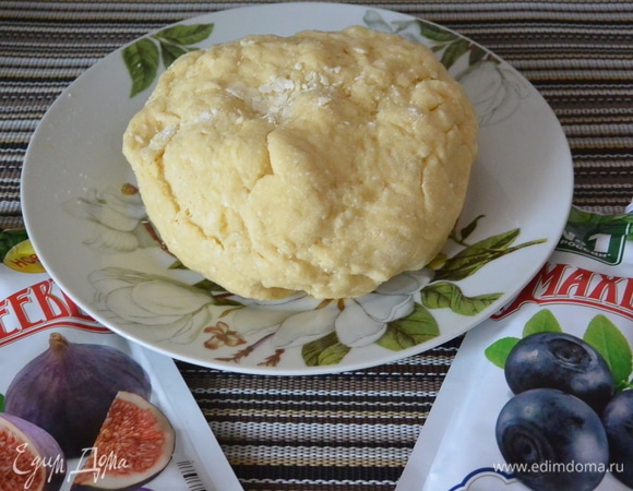 Наше тесто готово, приступаем к формированию печенья.