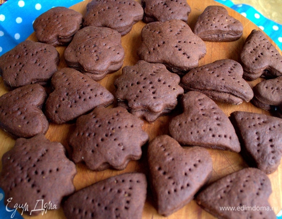 Выпекать при 200°C в духовке около получаса.