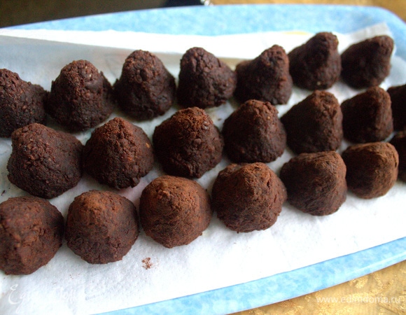 Готовые конфетки отправляем в холодильник.