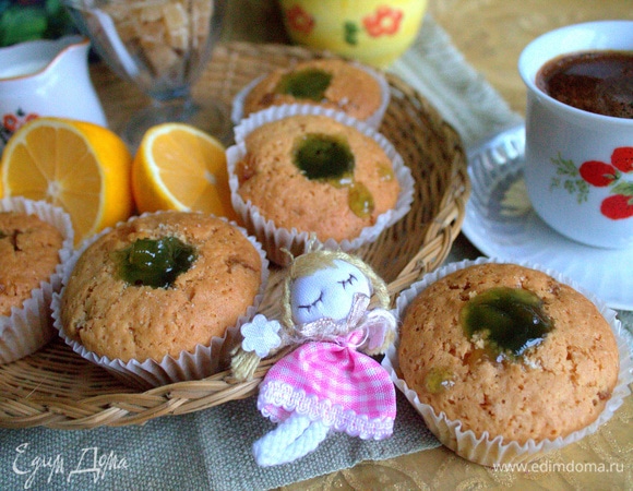 Подаем к кофе.