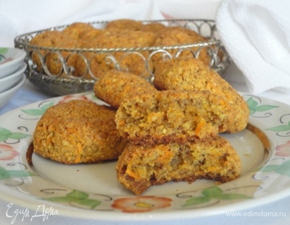 Выпекать 25–30 минут при 180°C. Следите за своей духовкой. И приятного чаепития!