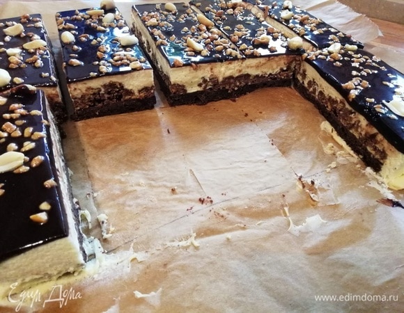 Охлажденное пирожное отлично держит форму.