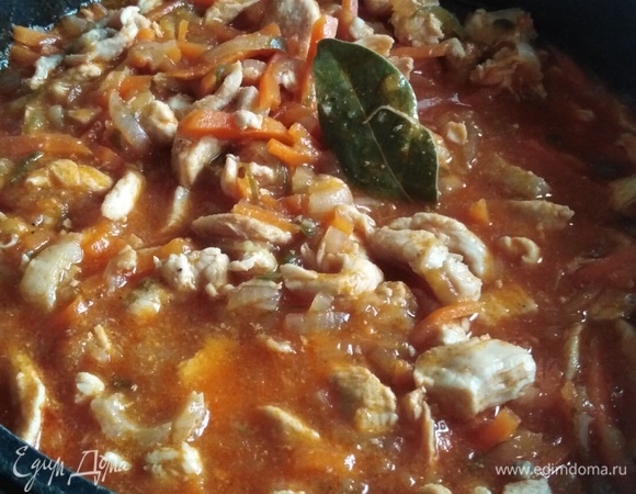 Тушить азу 10 минут.