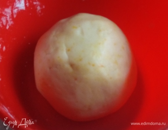 Замесить тесто.