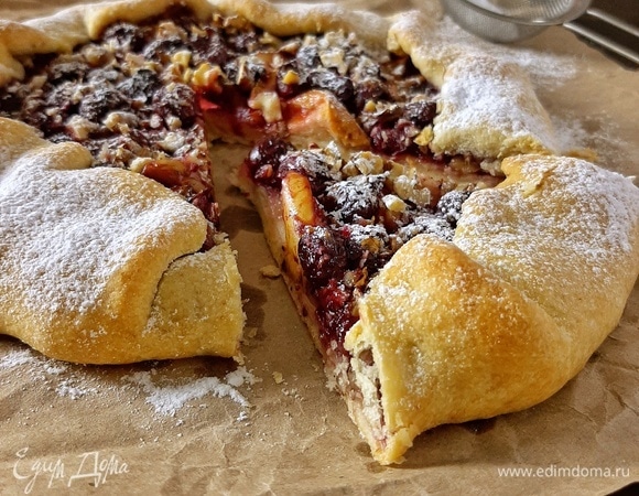 Готовой галете даем немного остыть и посыпаем сахарной пудрой. 🍴Приятного аппетита!🍴