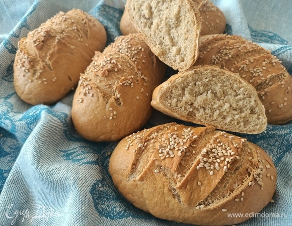 Выпекать в разогретой до 220°С духовке на самой нижней полке в течение 30 минут, до золотистого цвета. Приятного аппетита!