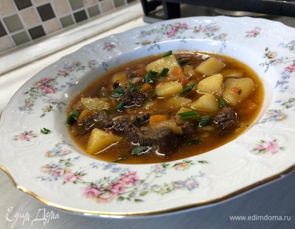 Выкладываем на тарелку, украшаем зеленью. Приятного аппетита)