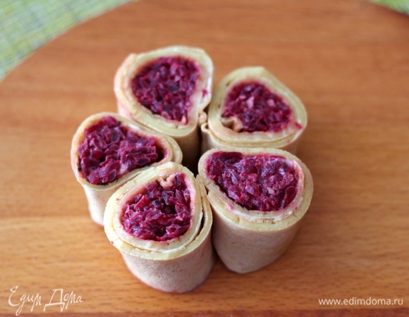 Переворачиваем и складываем в цветок.