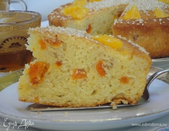 И наслаждаться ярким по цвету и вкусу кексом!