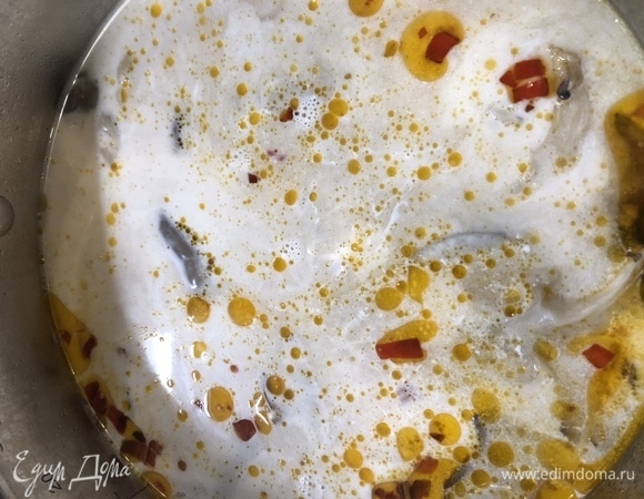 Следующим — кокосовое молоко.