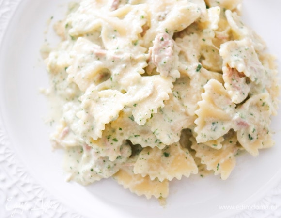 Наши фарфалле готовы. Приятного аппетита!