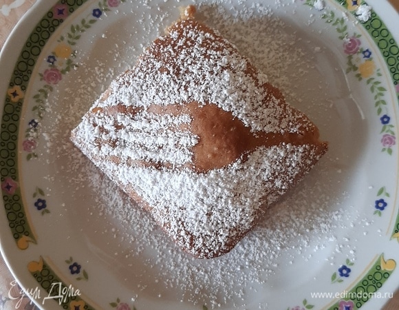 Перед подачей можно посыпать сахарной пудрой.