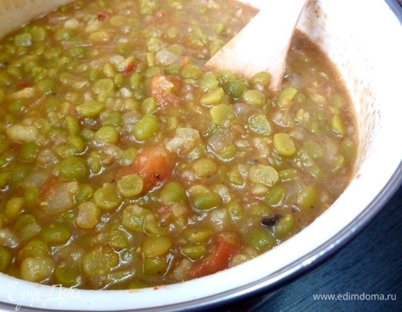 Варить до мягкости гороха. Следите, чтобы не пригорело, помешивайте. В чотпоти горох не должен развариться в гороховое пюре, горошины должны быть видны.