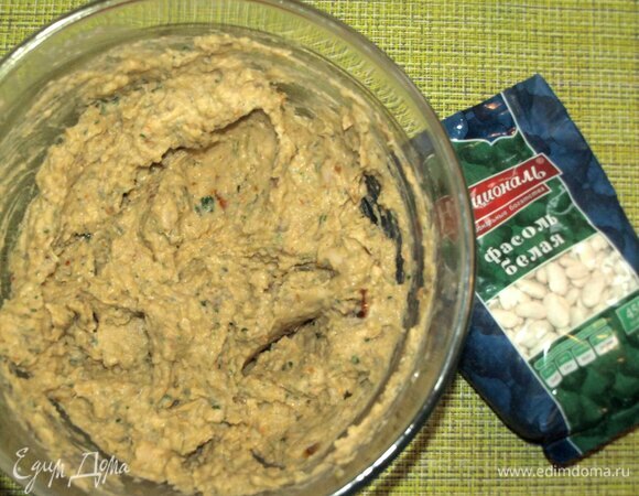 Добавить тимьян, соль и перец. Отрегулировать по своему вкусу.