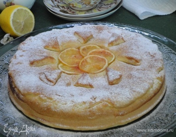 Выпекать при 180–200°C 30–35 минут. Смазать лимоны вареньем и по желанию посыпать сахарной пудрой.