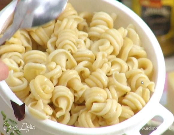 Фунгетти отварить согласно инструкции на упаковке.