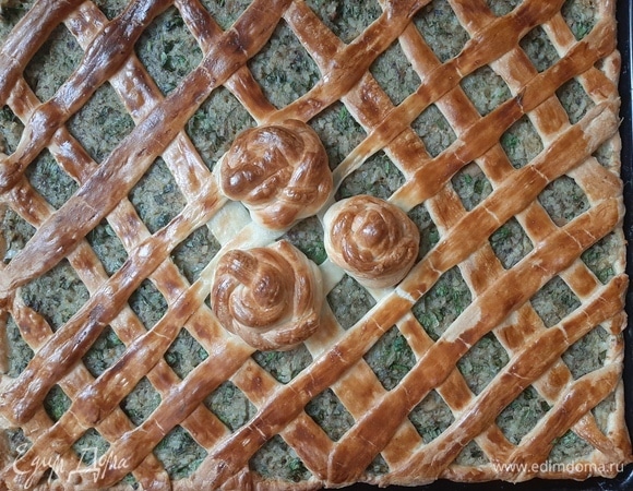 Выпекать при 200°C минут 25–30 до золотистой корочки.