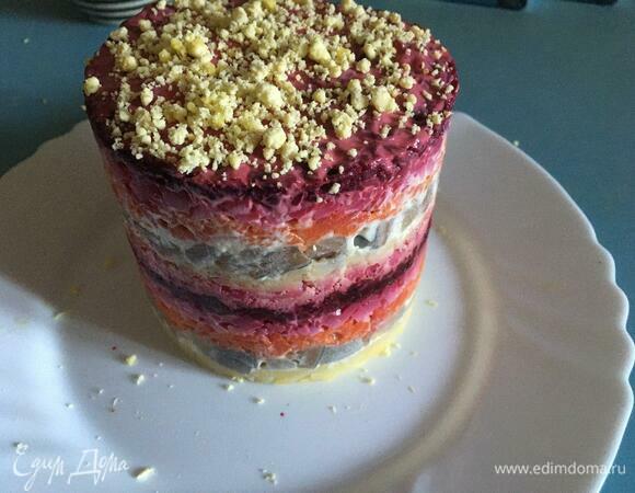 Украшаем желтком. Есть в холодном виде.