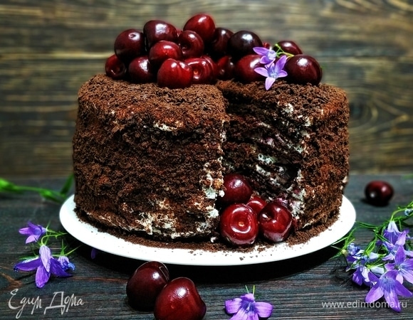 Очень вкусный и нежный торт готов. Приятного чаепития.