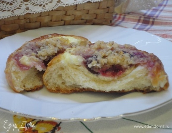 Подавать к чаю или молоку.