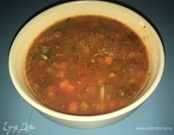 Подавать в горячем виде, можно украсить свежей зеленью.