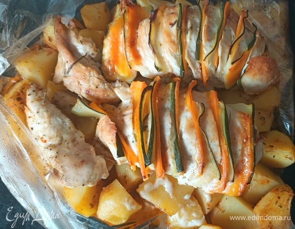 Отправить в предварительно разогретую до 180°С духовку на 40–50 минут. Приятного аппетита!