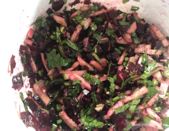 Смешайте все ингредиенты.