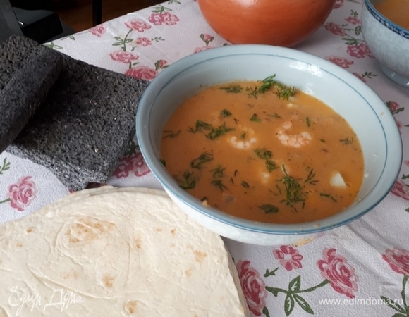 Подавайте с вареным картофелем и зеленью.