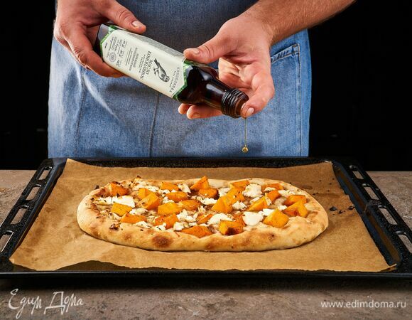 Сбрызните конопляным маслом ТМ «Коноплянка», она придаст блюду пряный аромат.