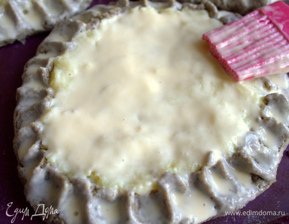 Защипываем. Смазываем.