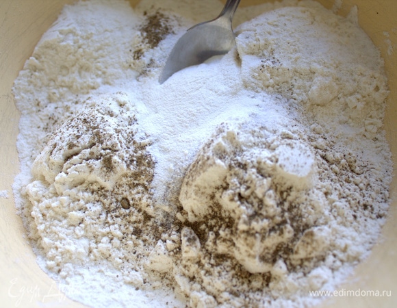 Смешать сухой состав.