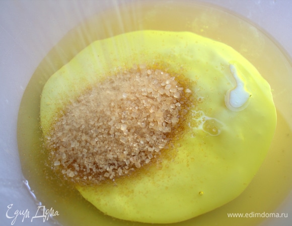 Всыпать сахар. Его количество можете увеличить.