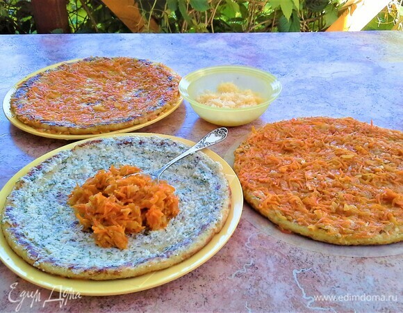 Между ними проложить начинку.