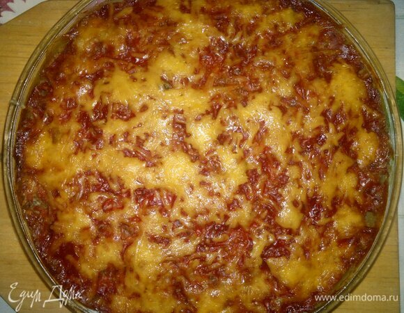 Готовую запеканку достать из духовки.