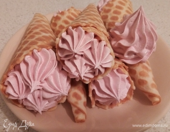 Готовые рожки сразу можно подавать к чаю.