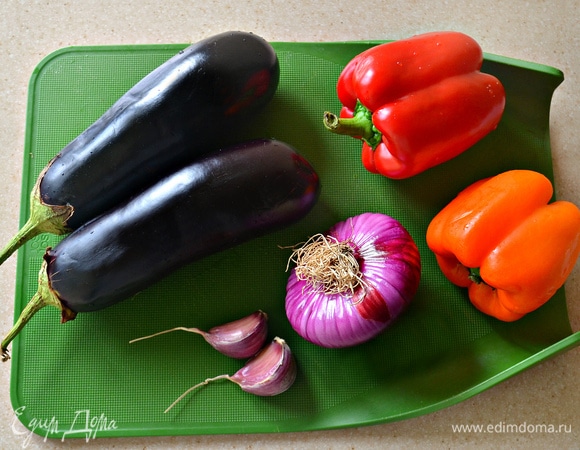 Подготовить, помыть овощи.