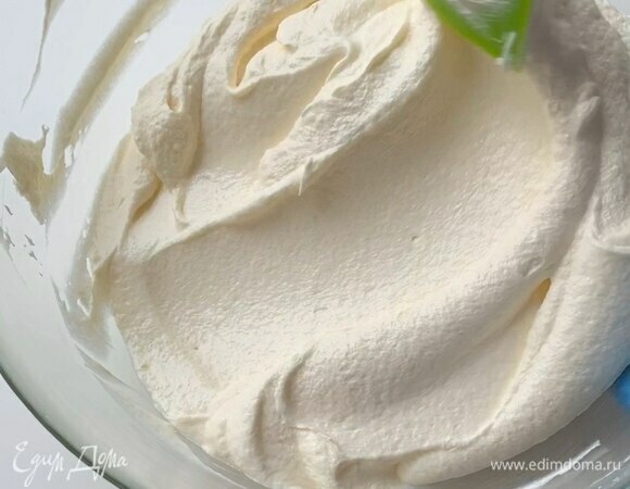 В итоге у вас должна получиться пышная однородная светлая масса.