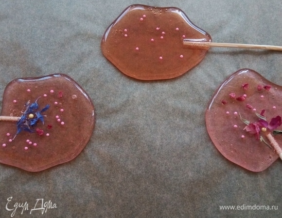 Вот такие неровные они получаются на бумаге, но тоже красивый вариант.