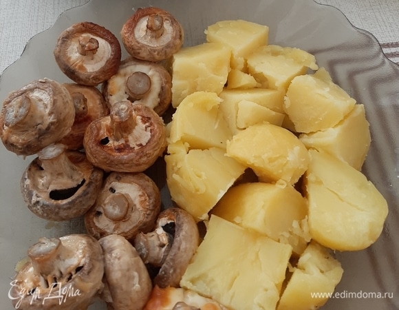 Подавать с картофелем, мясом или как самостоятельное блюдо. Приятного аппетита 😊