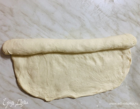 Заворачиваем в рулет.