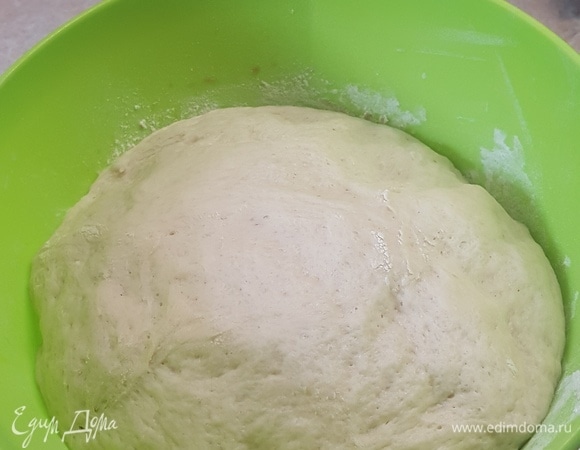 Тесто очень хорошо поднимается.