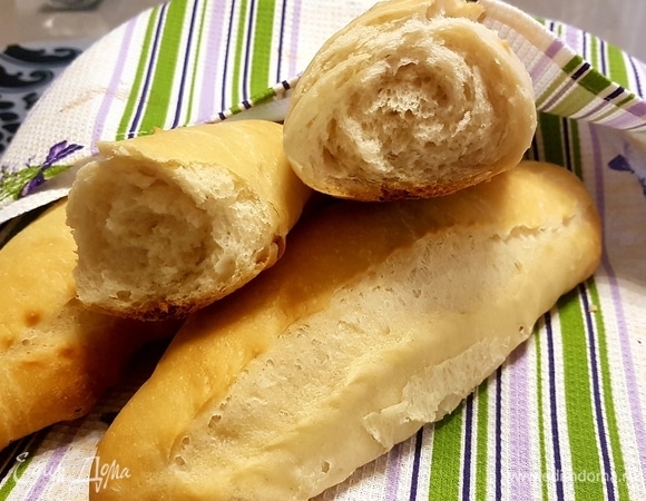 Сверху — хрустящая корочка, а внутри — нежный мякиш.